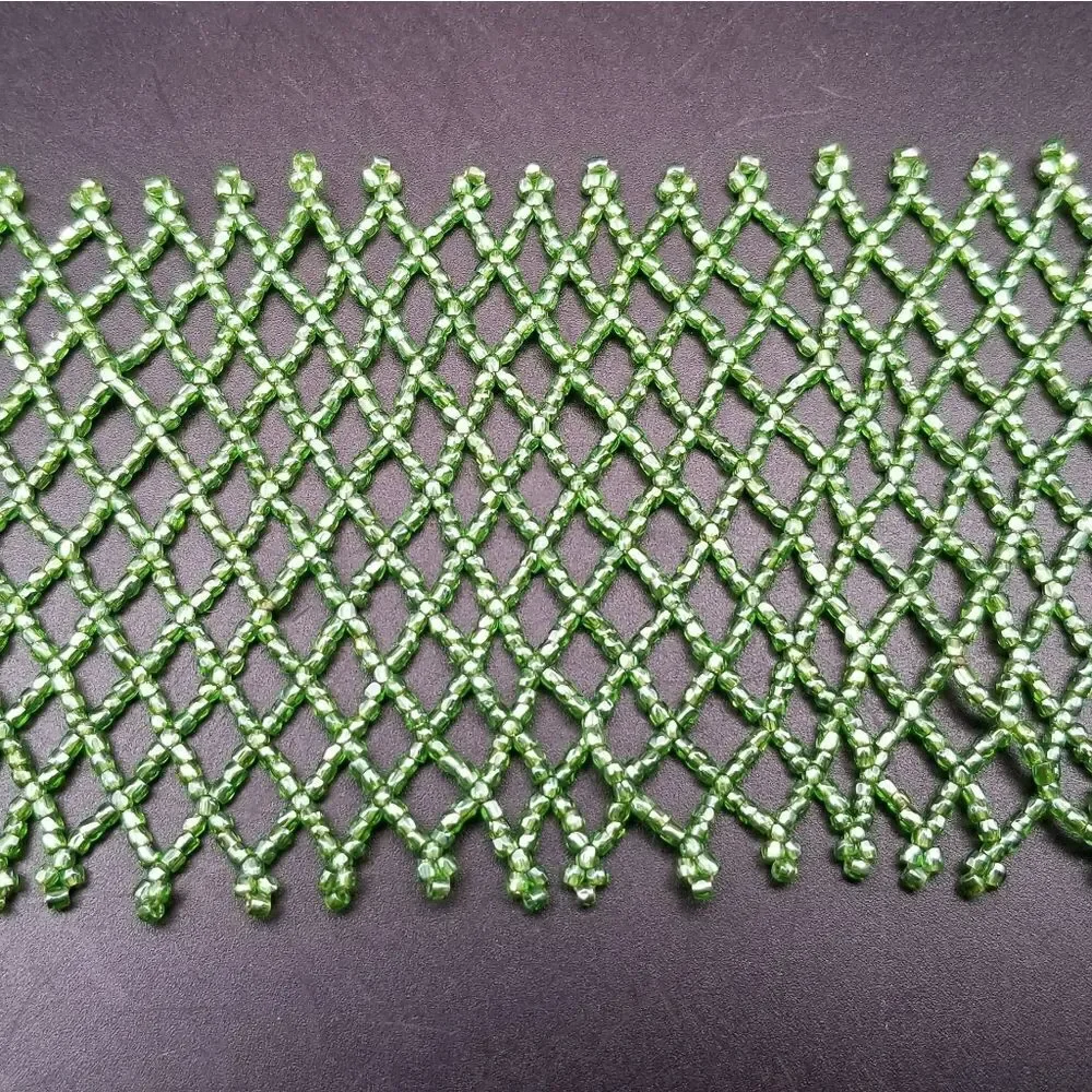 Neon green seed beaded lace bracelet B822